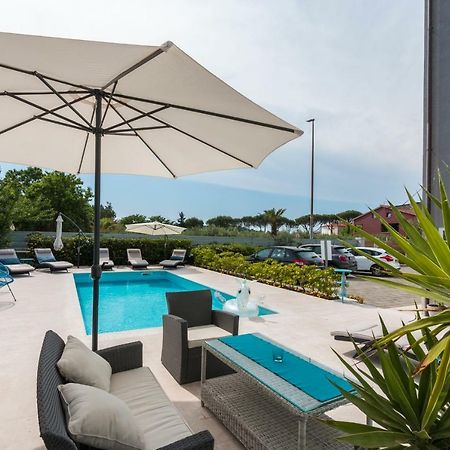 Luxury Apartments Tramontana เมดูลิน ภายนอก รูปภาพ