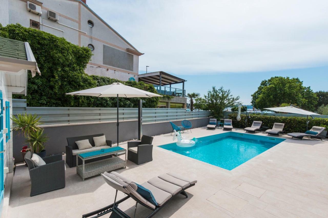 Luxury Apartments Tramontana เมดูลิน ภายนอก รูปภาพ